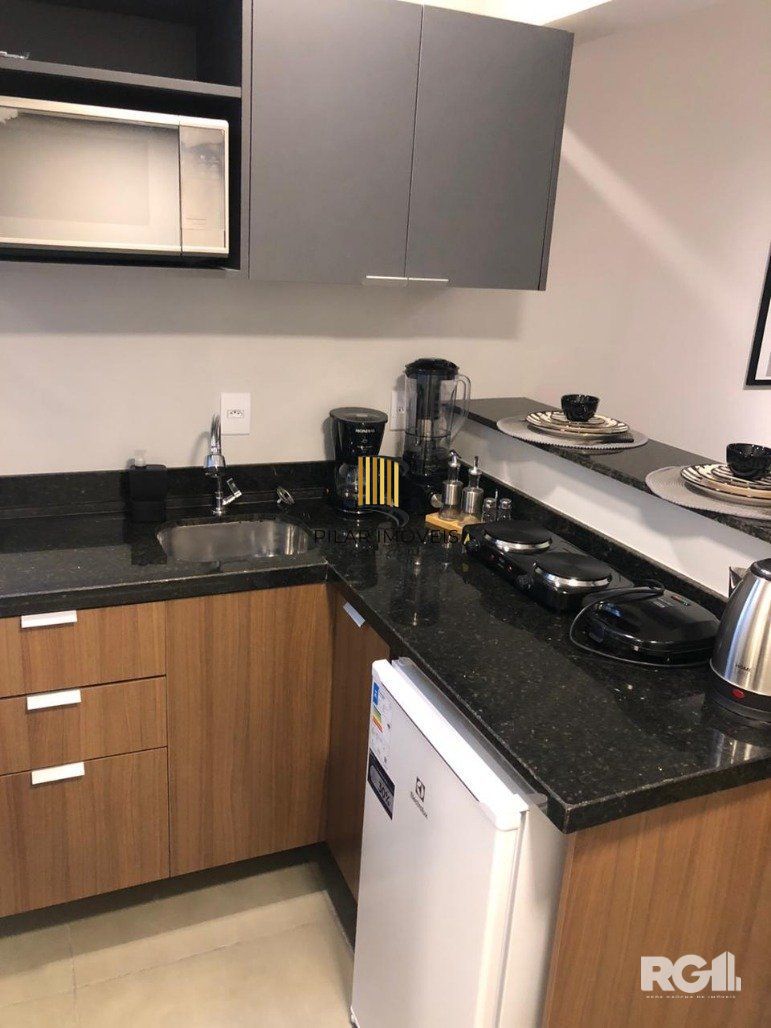 Loft há meia quadra da Santa Casa 