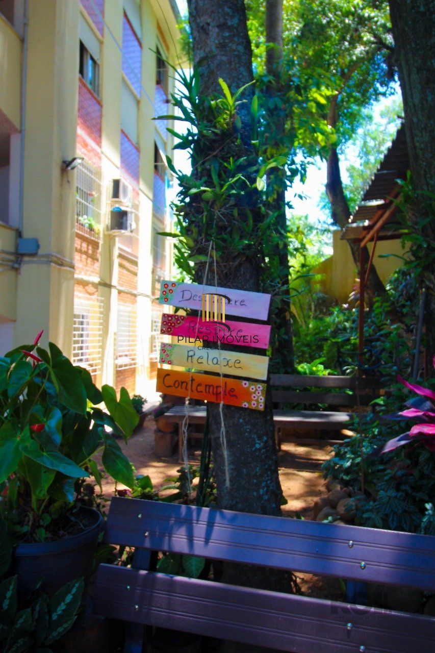 Apartamento residencial à venda, Rio Branco, Porto Alegre.