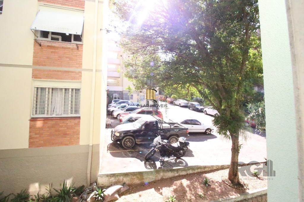 Apartamento residencial à venda, Rio Branco, Porto Alegre.