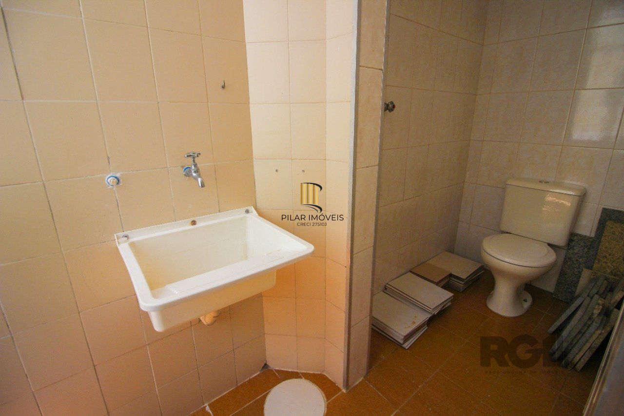 Apartamento residencial à venda, Rio Branco, Porto Alegre.
