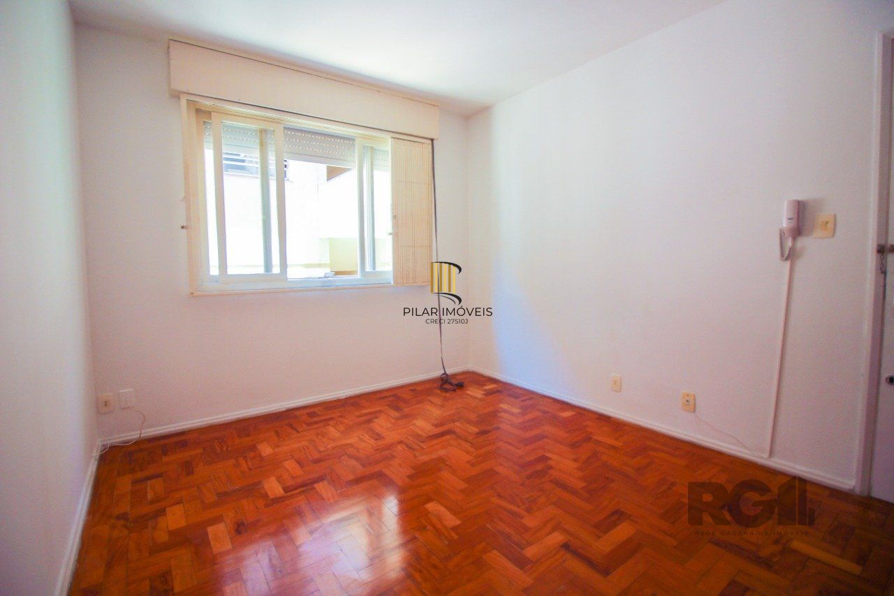 Apartamento residencial à venda, Rio Branco, Porto Alegre.