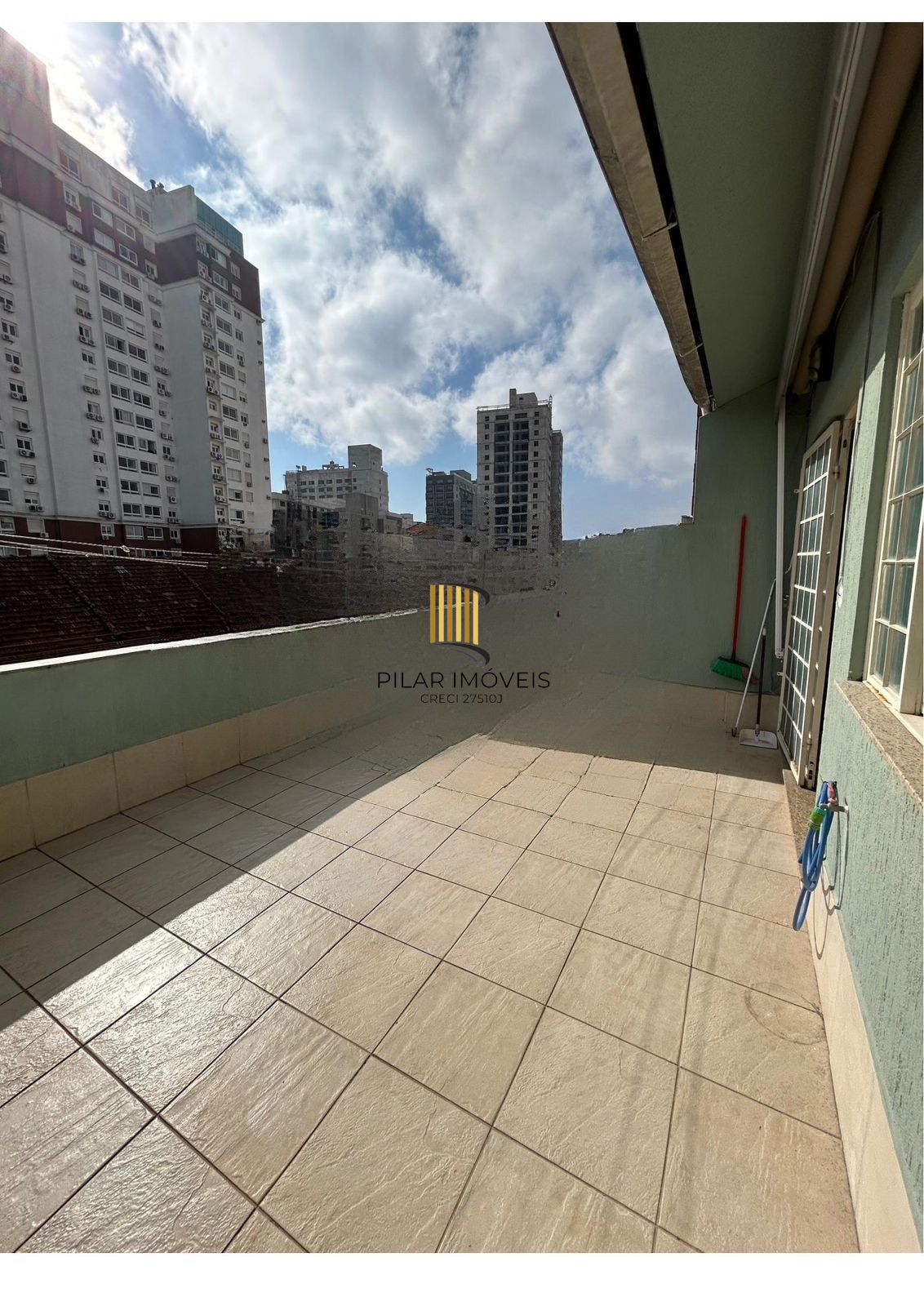 Casa com 04 dormitórios, Condomínio Residencial Casa Alta, Cidade Baixa, Porto Alegre/RS