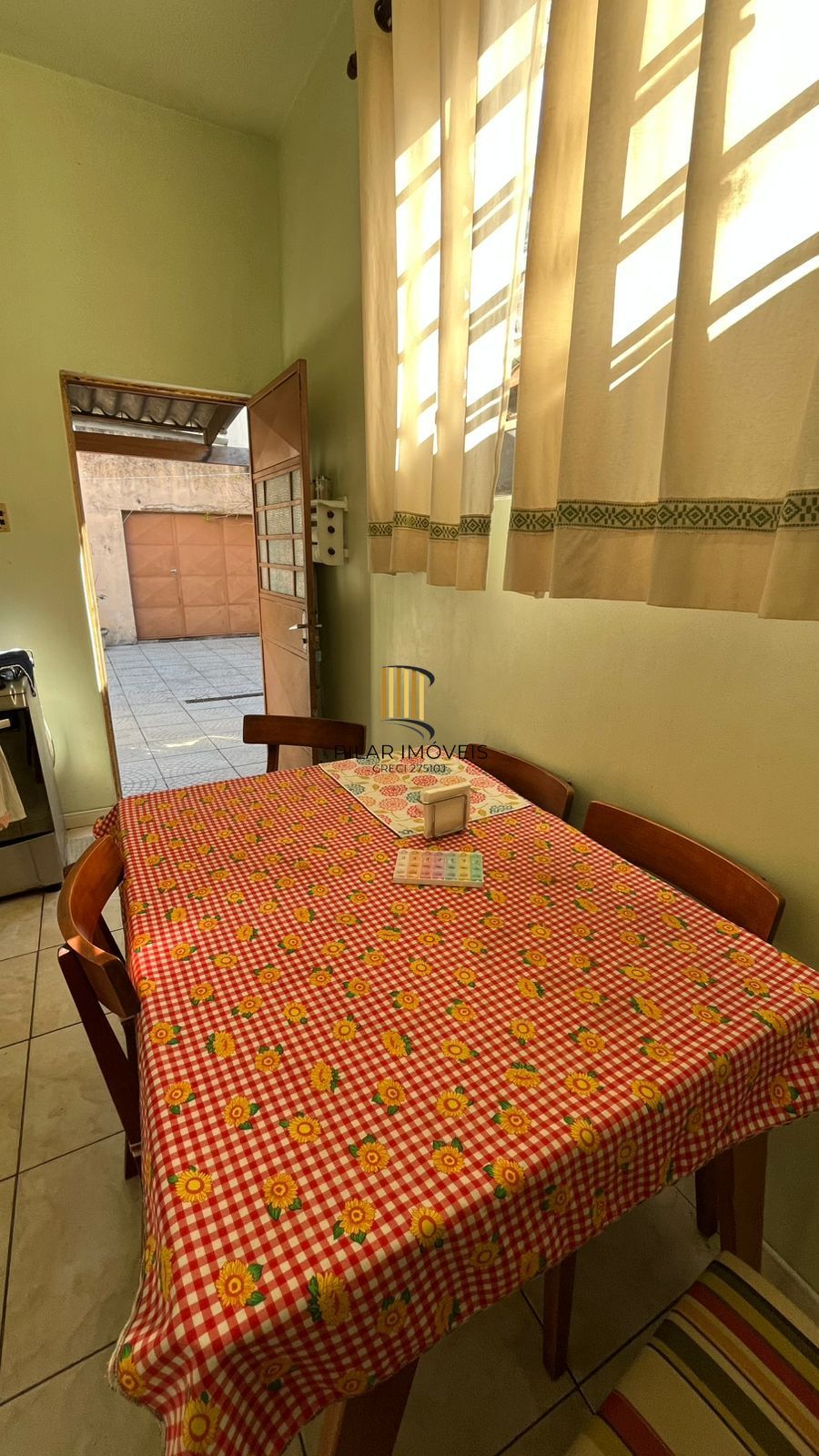 Casa com 03 dormitórios, Bairro Santana, Porto Alegre/RS