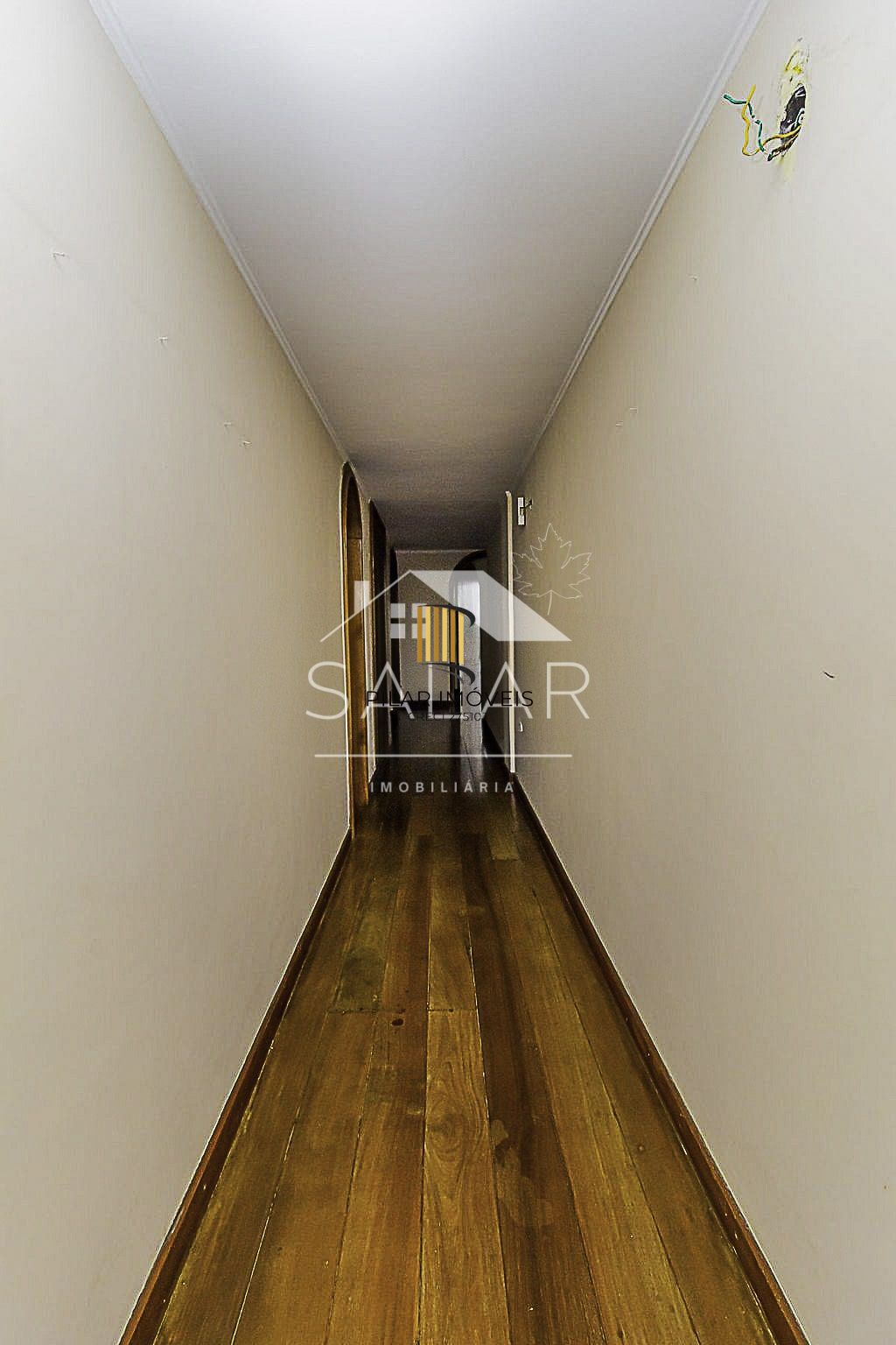 Apartamento de 02 dormitórios com estilo, Bairro Menino Deus, Porto Alegre, Rio Grande do Sul