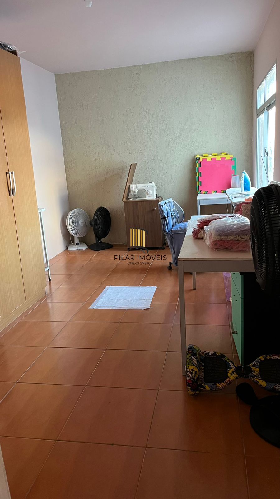 Casa de 03 dormitórios com suíte, Bairro Camaquã, Porto Alegre/RS