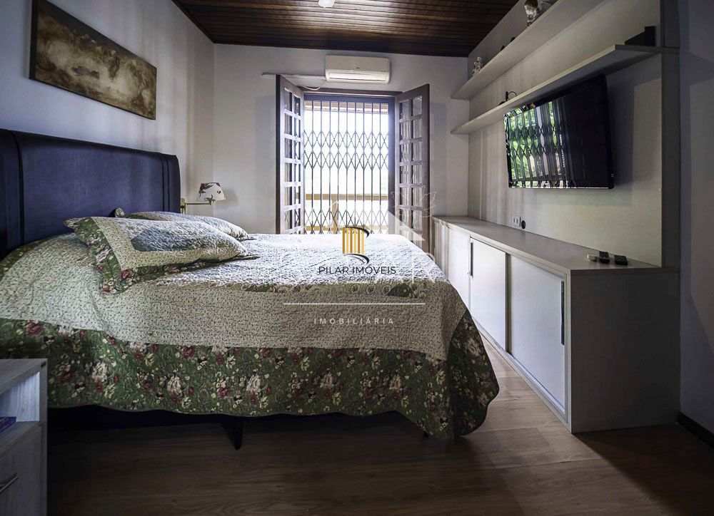 Casa com 02 pavimentos, 03 dormitórios, Bairro Intercap, Porto Alegre, Rio Grande do Sul