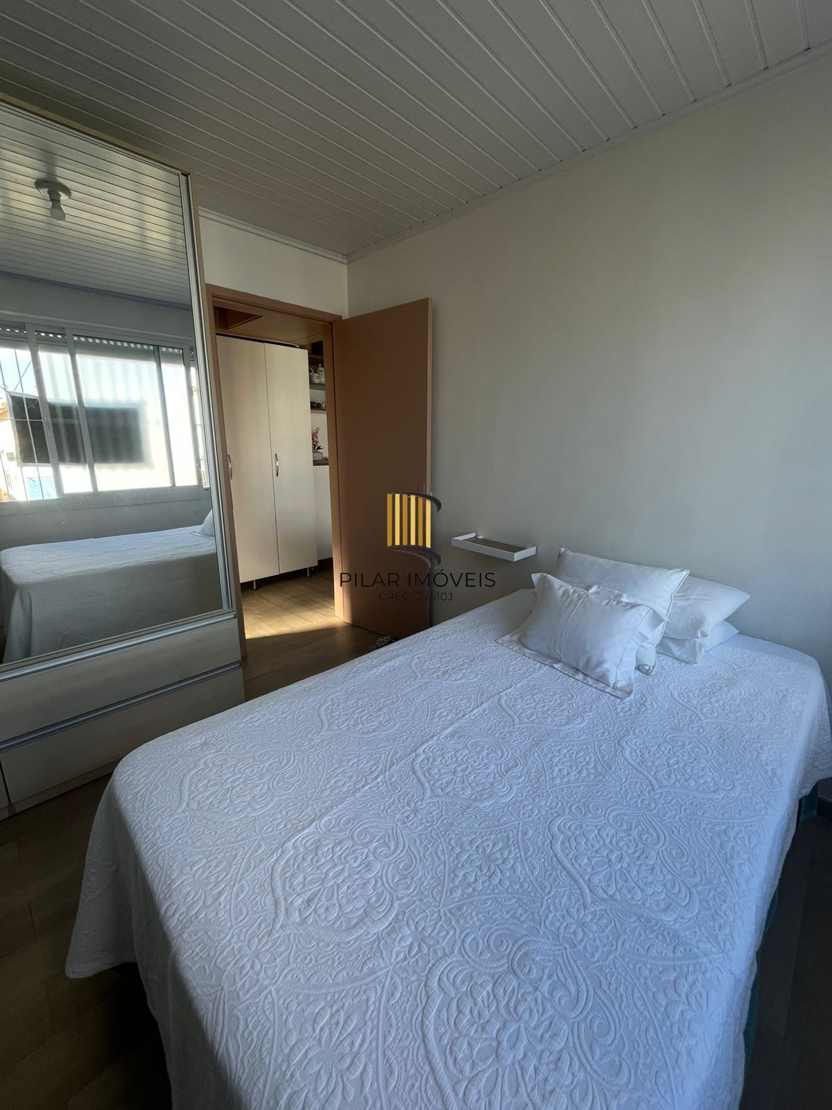 Condomínio Diferenciado na Jardim Leopoldina com Apartamento Totalmente Reformado