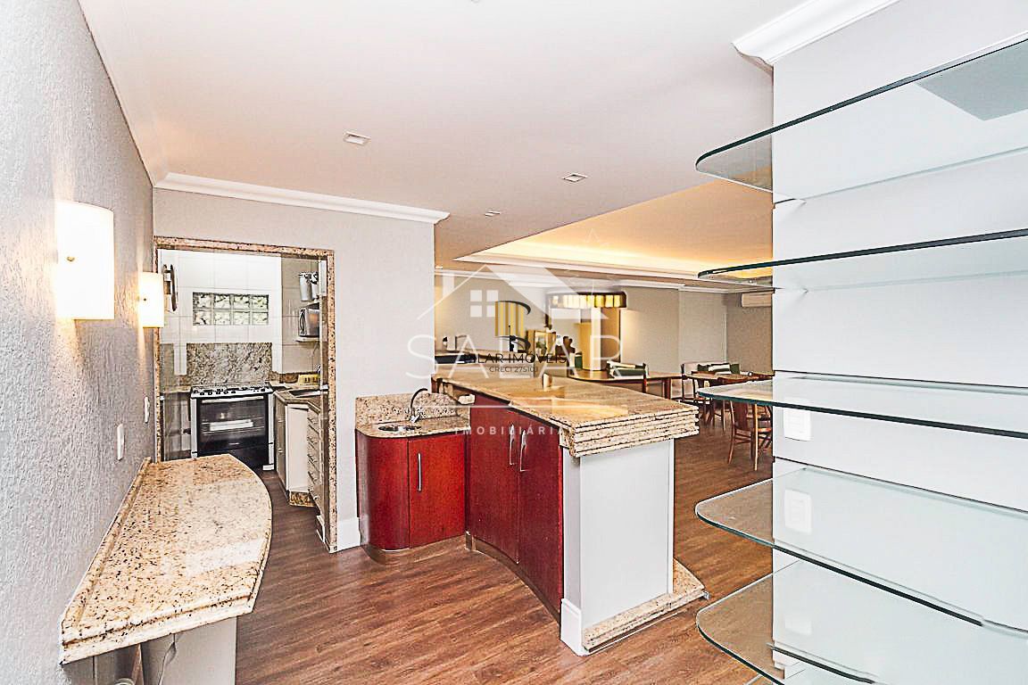 Apartamento de 02 dormitórios, no Bairro Menino Deus, Porto Alegre/RS