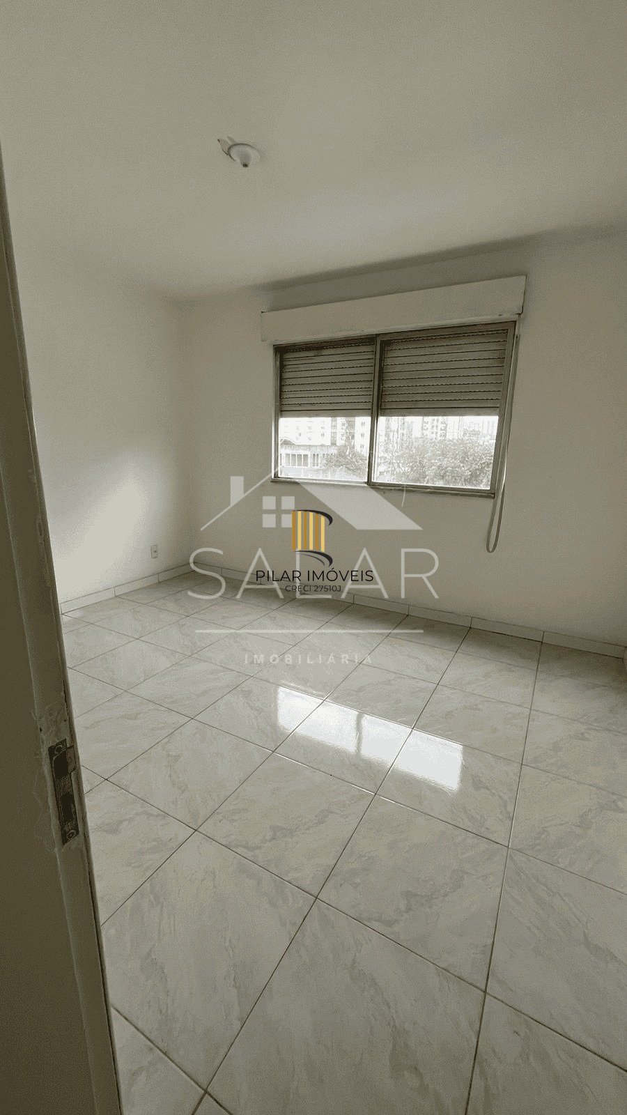 Apartamento de 02 dormitórios na Avenida Ipiranga, Bairro Intercap, Porto Alegre/RS