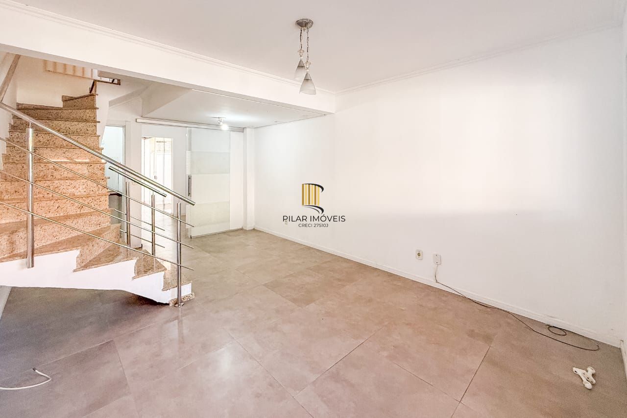 Casa de Condomínio 2 dormitórios no bairro Passo da Areia