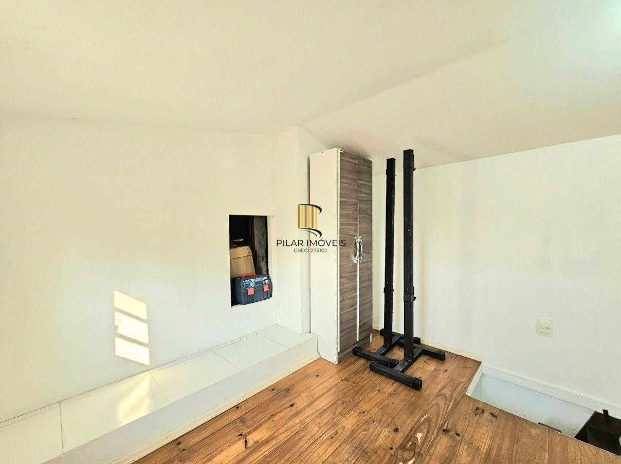 Casa 02 pavimentos, Bairro Dona Teodora, Porto Alegre/RS