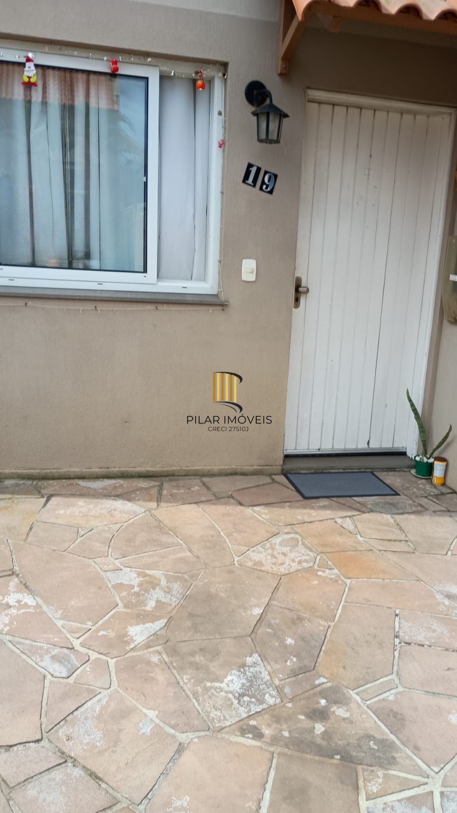 Excelente sobrado de 02 dormitórios, Bairro Rio Branco, Canoas/RS