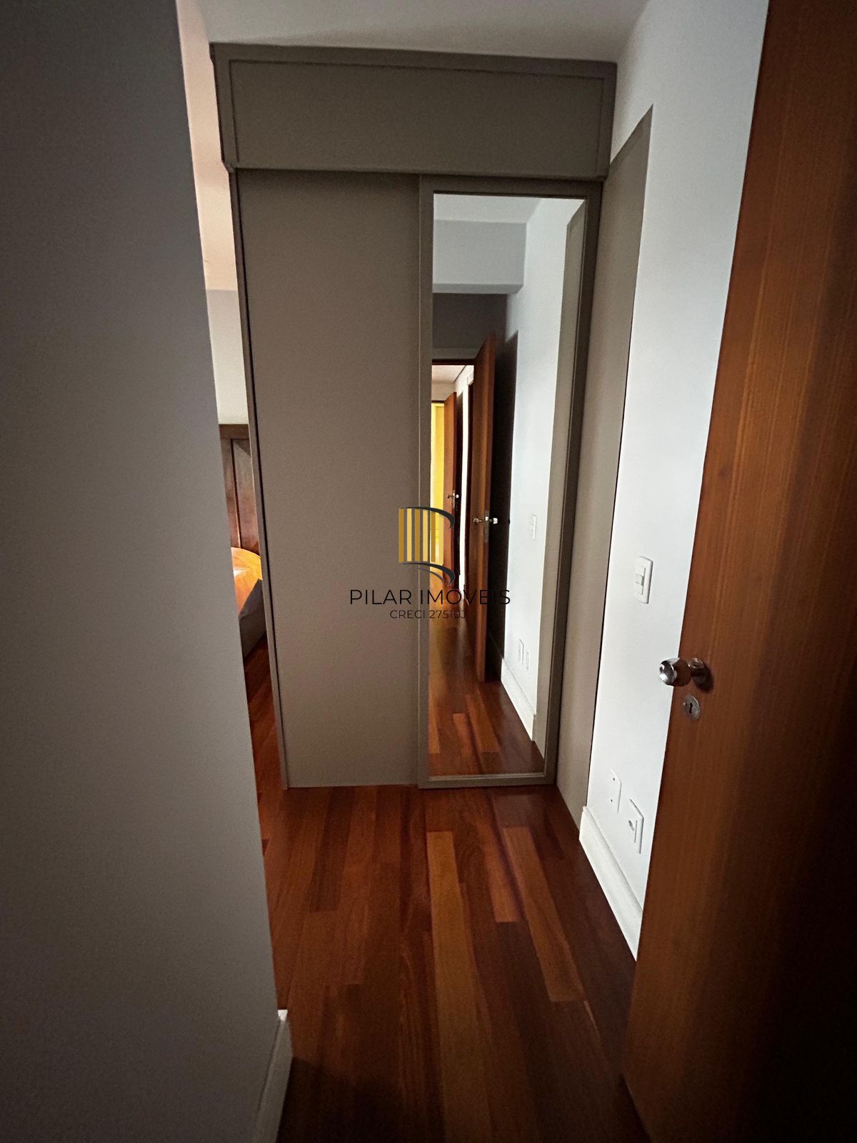 Amplo Apartamento de 183m² na Anita Garibaldi com 2 Vagas, Depósito e Projeto para Cobertura