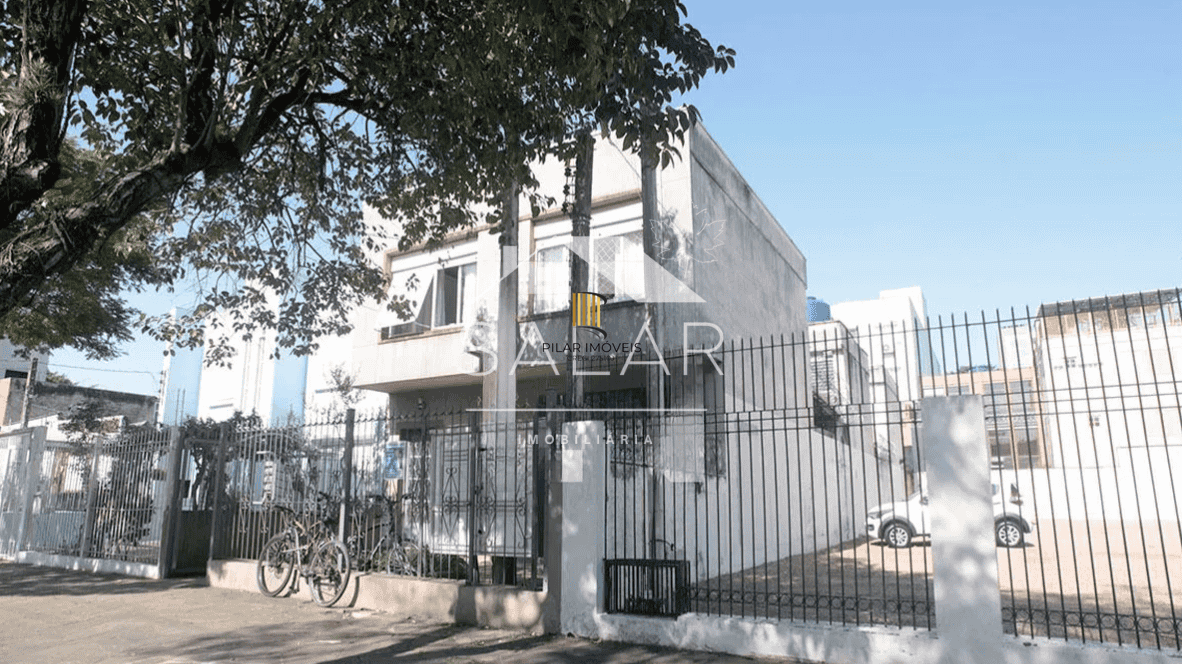 Apartamento com sacada, Bairro Santana, Porto Alegre/RS