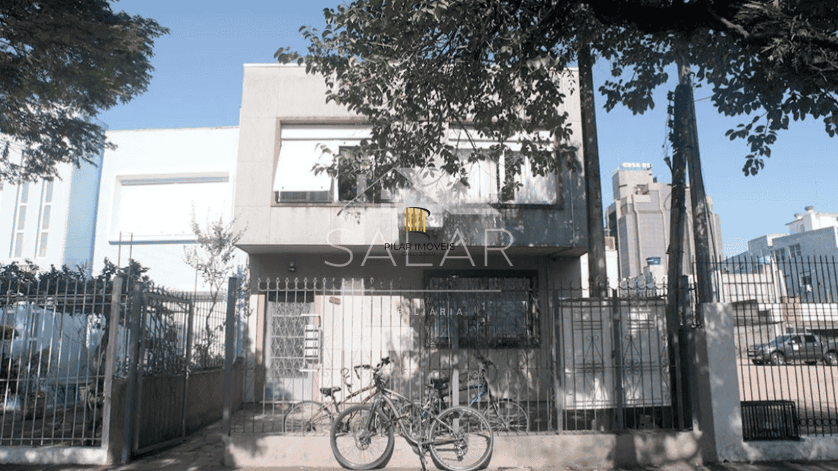 Apartamento com sacada, Bairro Santana, Porto Alegre/RS