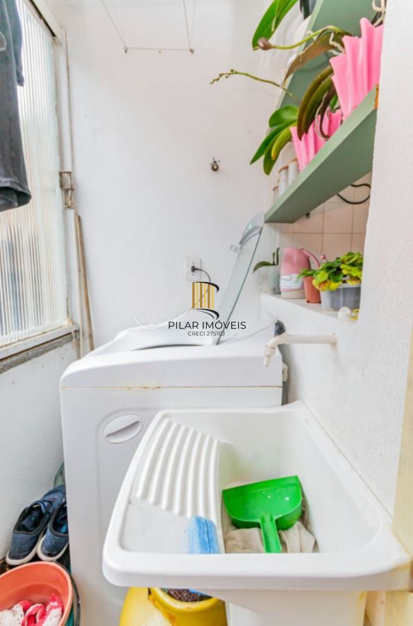 Viva com conforto e praticidade em um charmoso apartamento de 01 dormitório no Bairro Sarandi, em Porto Alegre.