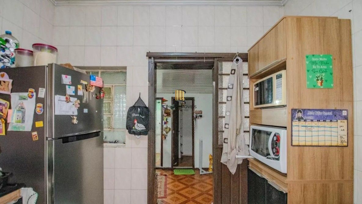 Apartamento térreo, Bairro IAPI, Porto Alegre/RS
