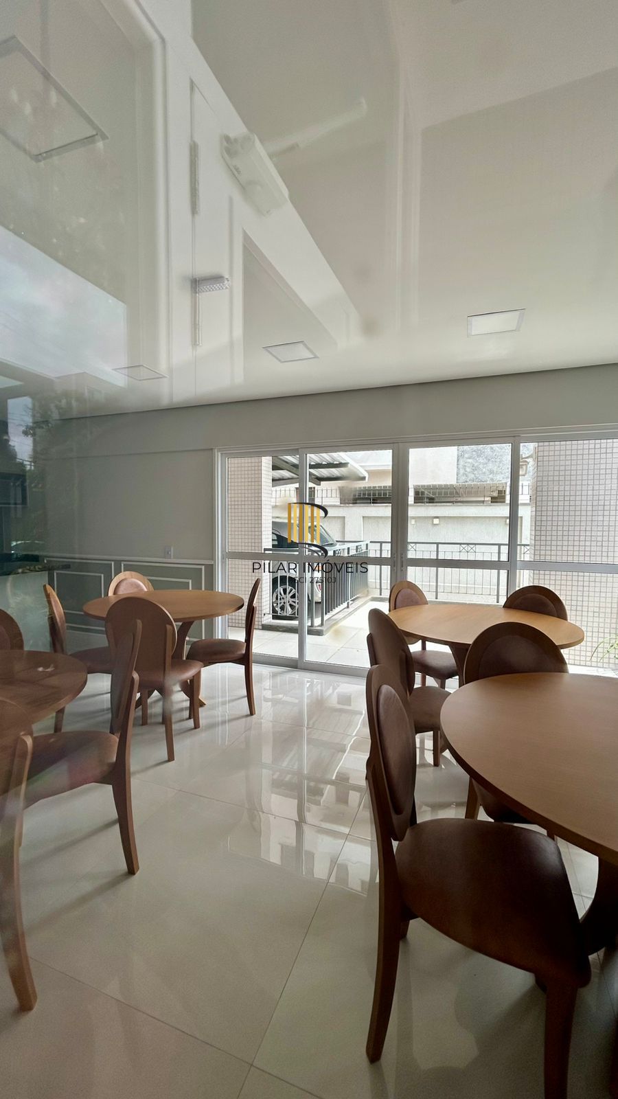 Excelente apartamento de 03 dormitórios, Bairro Vila Ipiranga, Porto Alegre/RS