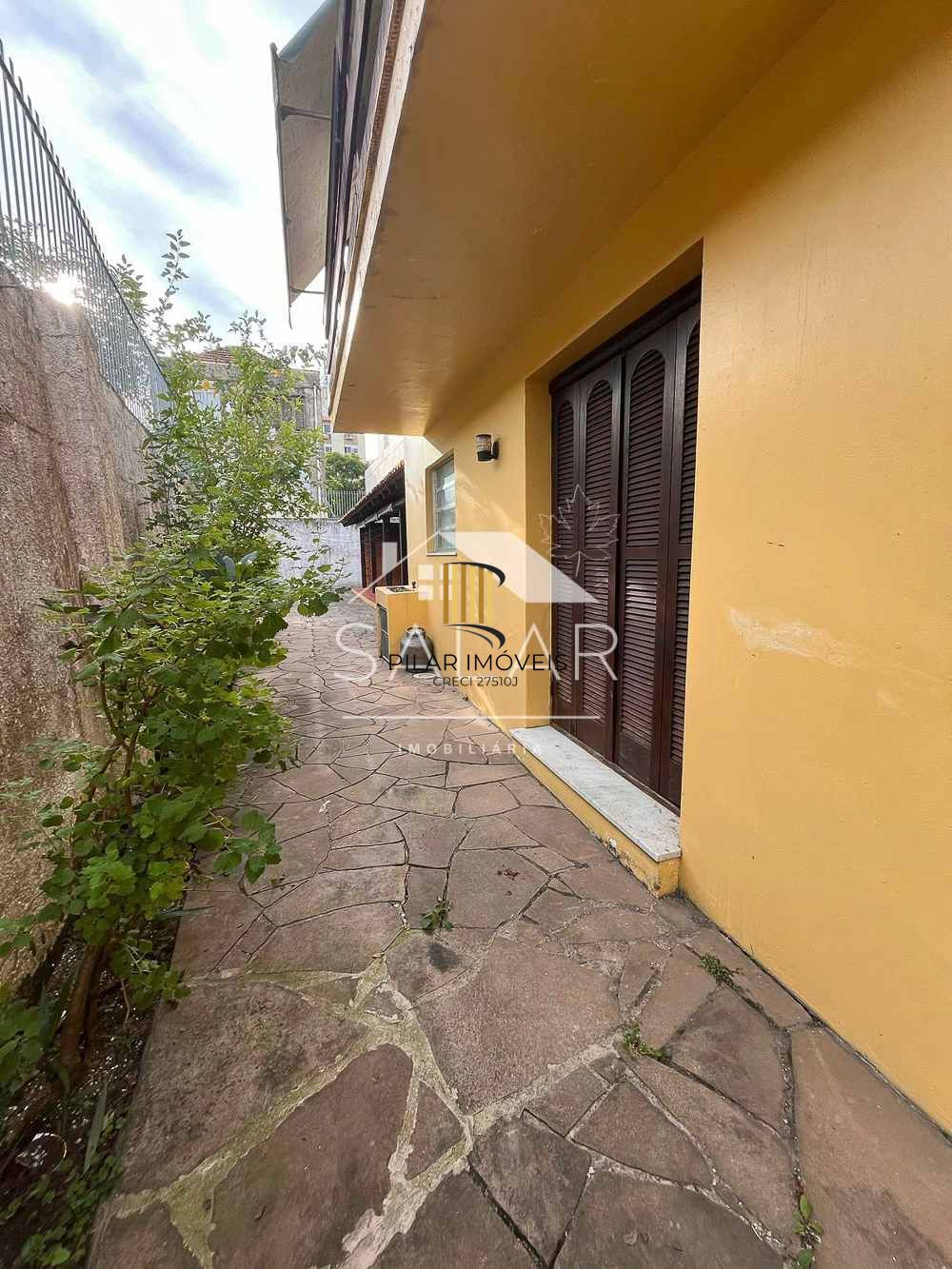 Casa com 220m², 3 quartos, Bairro Azenha, Porto Alegre, Rio Grande do Sul