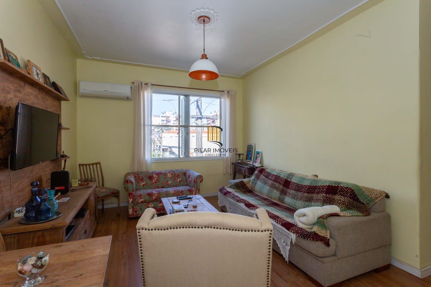 Apartamento 02 dormitórios, Bairro Menino Deus, Porto Alegre/RS