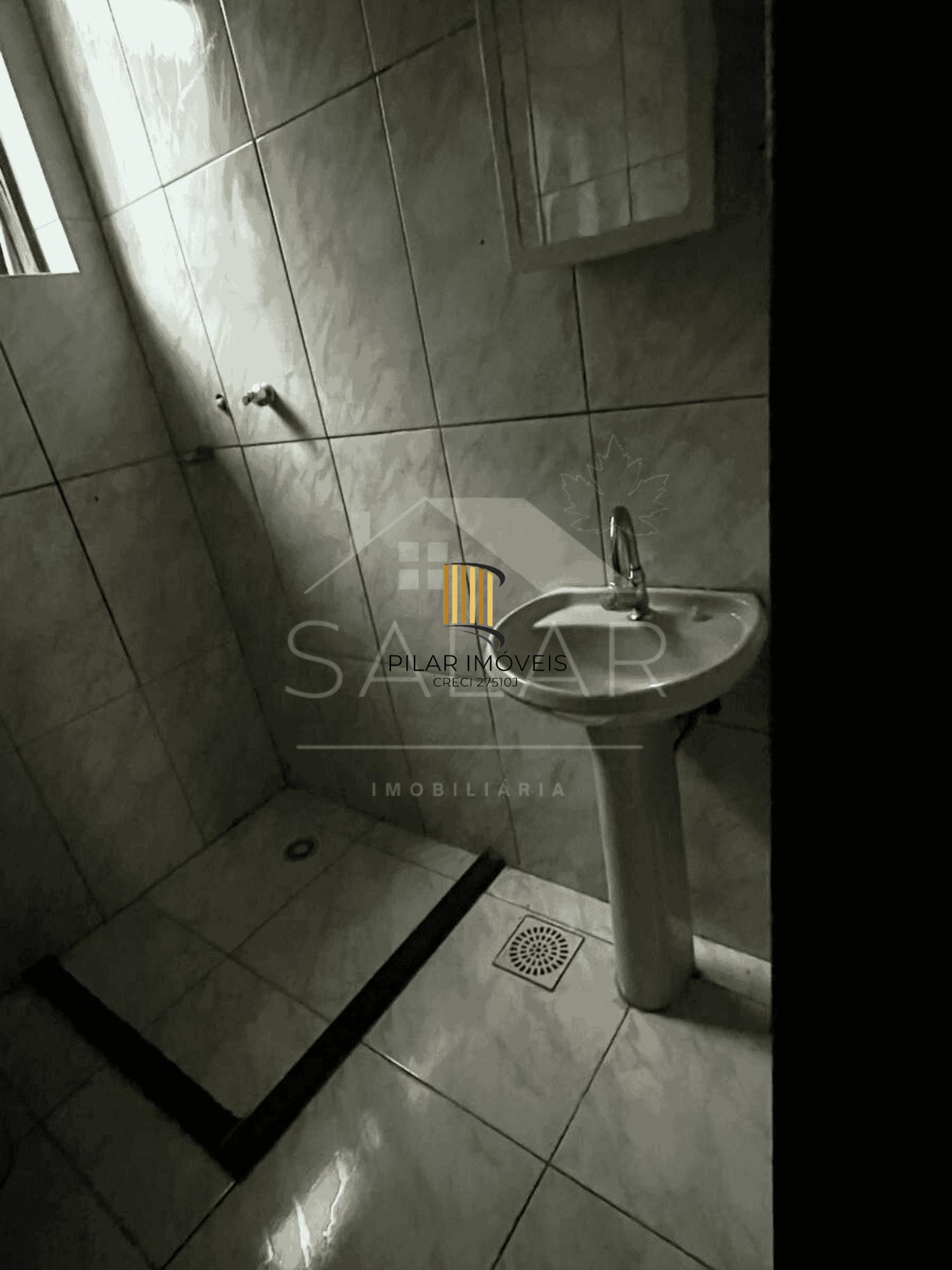 Em busca de um novo lar aconchegante e bem localizado? Apresentamos este encantador apartamento residencial no coração do bairro Partenon, em Porto Alegre, Rio Grande do Sul. Com 1 quarto, 1 banheiro e 1 vaga de garagem, este imóvel desocupado e financiável é ideal para quem busca praticidade e conforto.