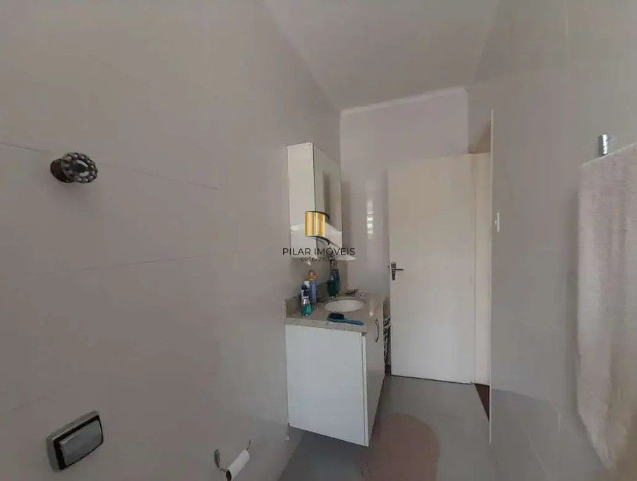Apartamento 1 dormitório, semimobiliado, reformado, no Bairro navegantes, Porto Alegre/RS