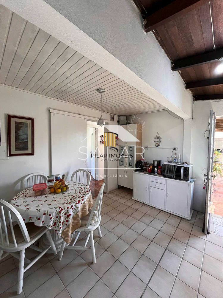 Casa de esquina, Bairro Parque dos Maias, Porto Alegre, Rio Grande do Sul