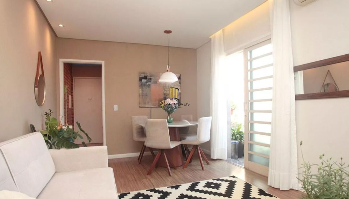 Apartamento com sacada, Bairro Santana, Porto Alegre/RS