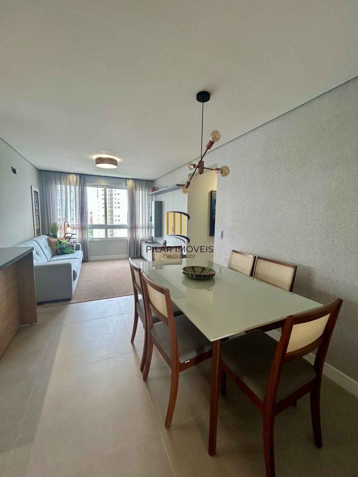 Excelente apartamento de 03 dormitórios, Bairro Vila Ipiranga, Porto Alegre/RS