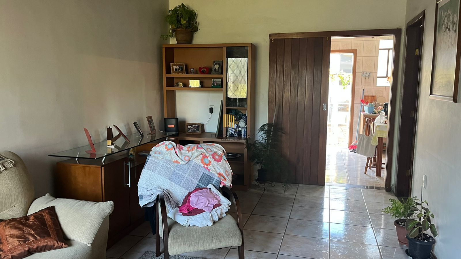 Terreno com duas casas no pátio, Bairro Teresópolis, Porto Alegre, Rio Grande do Sul