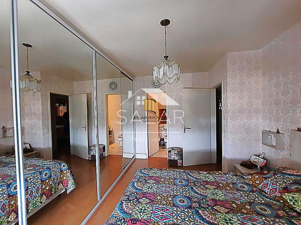 Apartamento de 02 dormitórios, no Bairro Menino Deus, Porto Alegre/RS