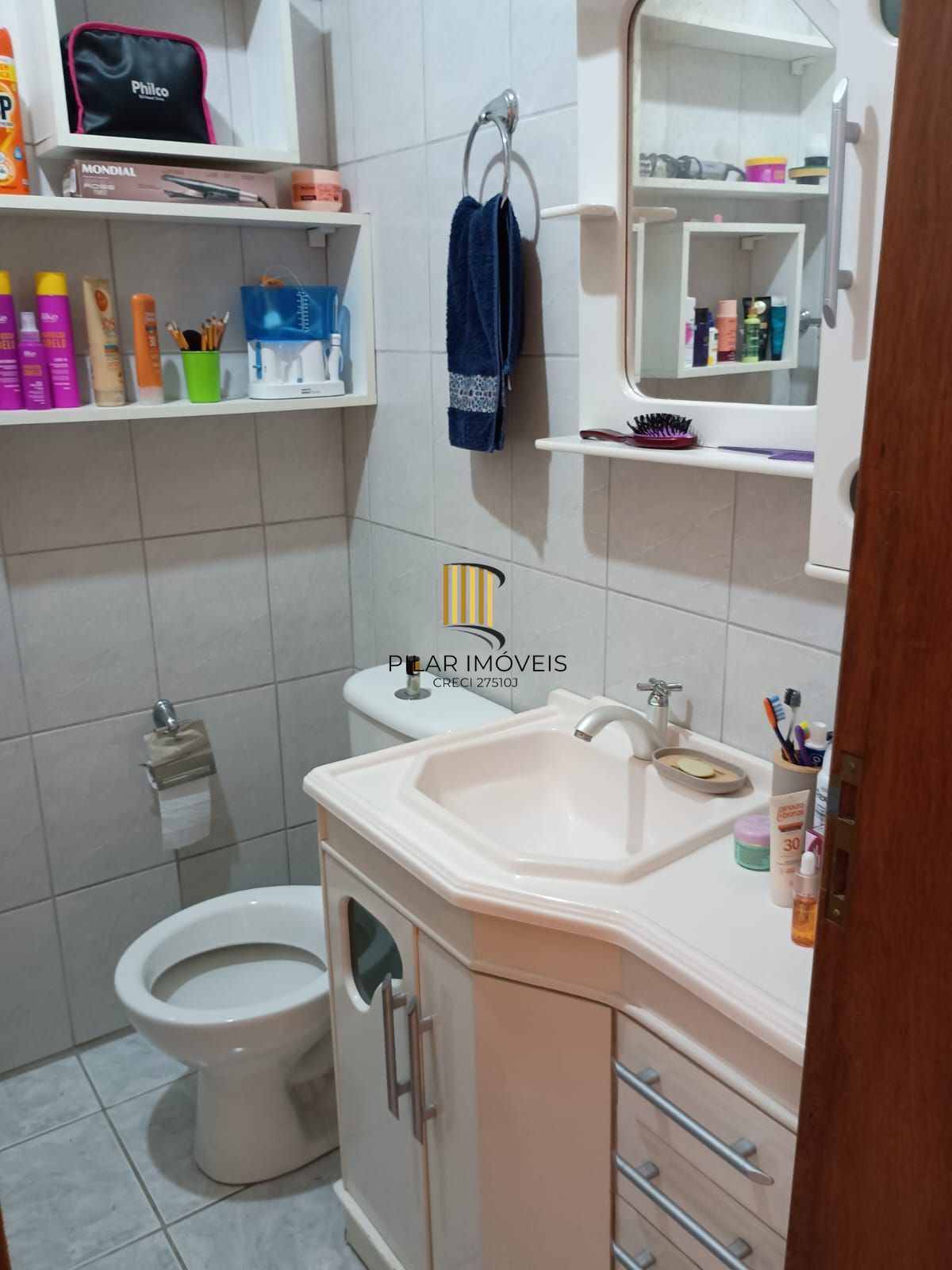 Excelente sobrado de 02 dormitórios, Bairro Rio Branco, Canoas/RS