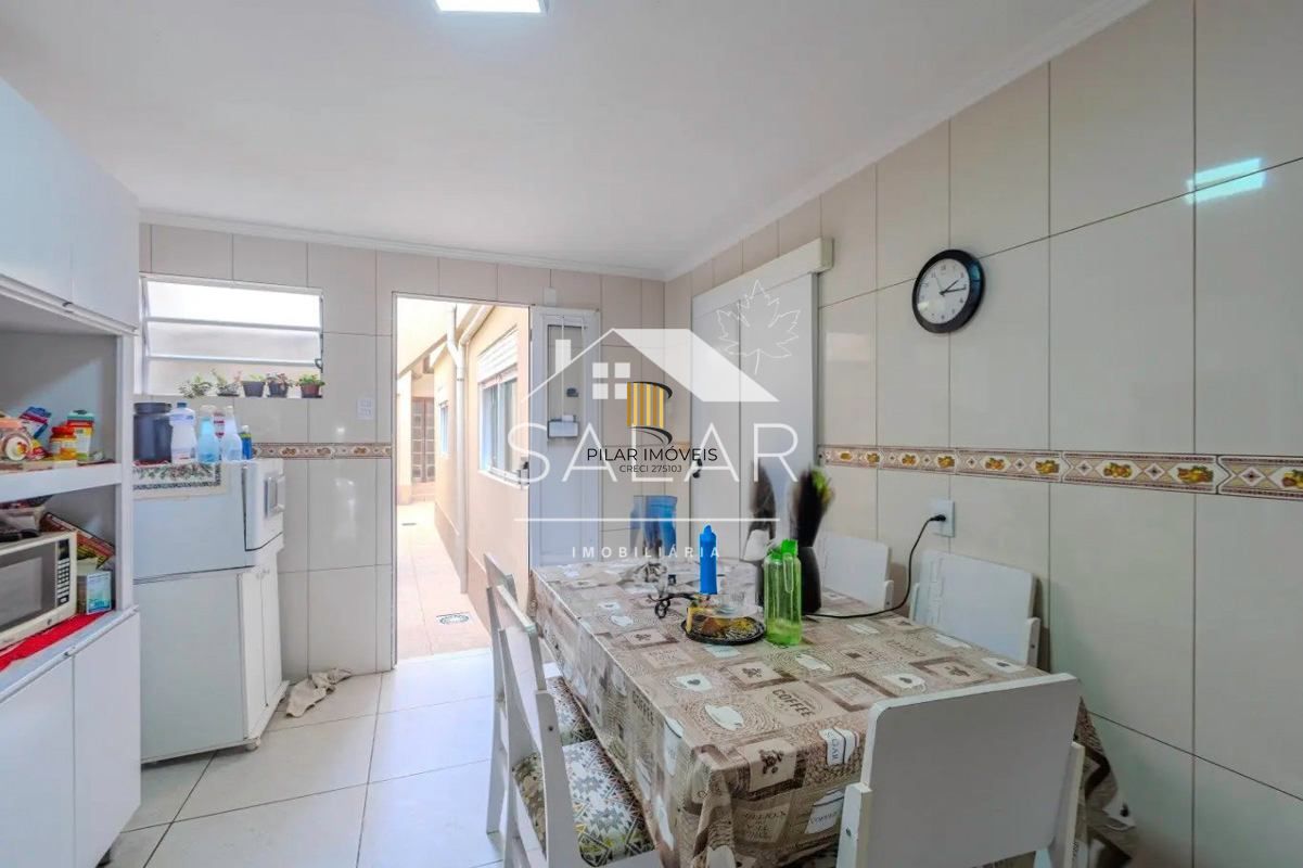 Casa com piscina no Bairro Partenon – Porto Alegre – RS