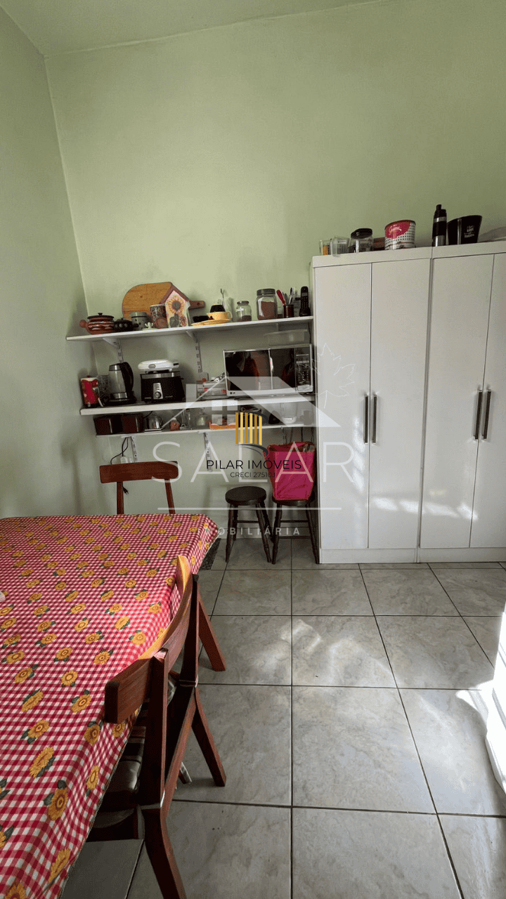 Casa com 03 dormitórios, Bairro Santana, Porto Alegre/RS