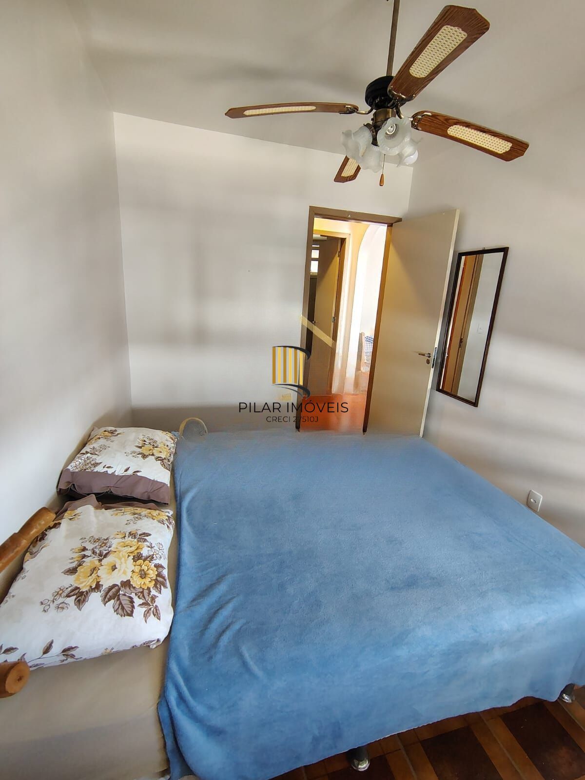 Apartamento de 1 dormitório, 52 m² de área privativa, com excelente localização e infraestrutura completa.