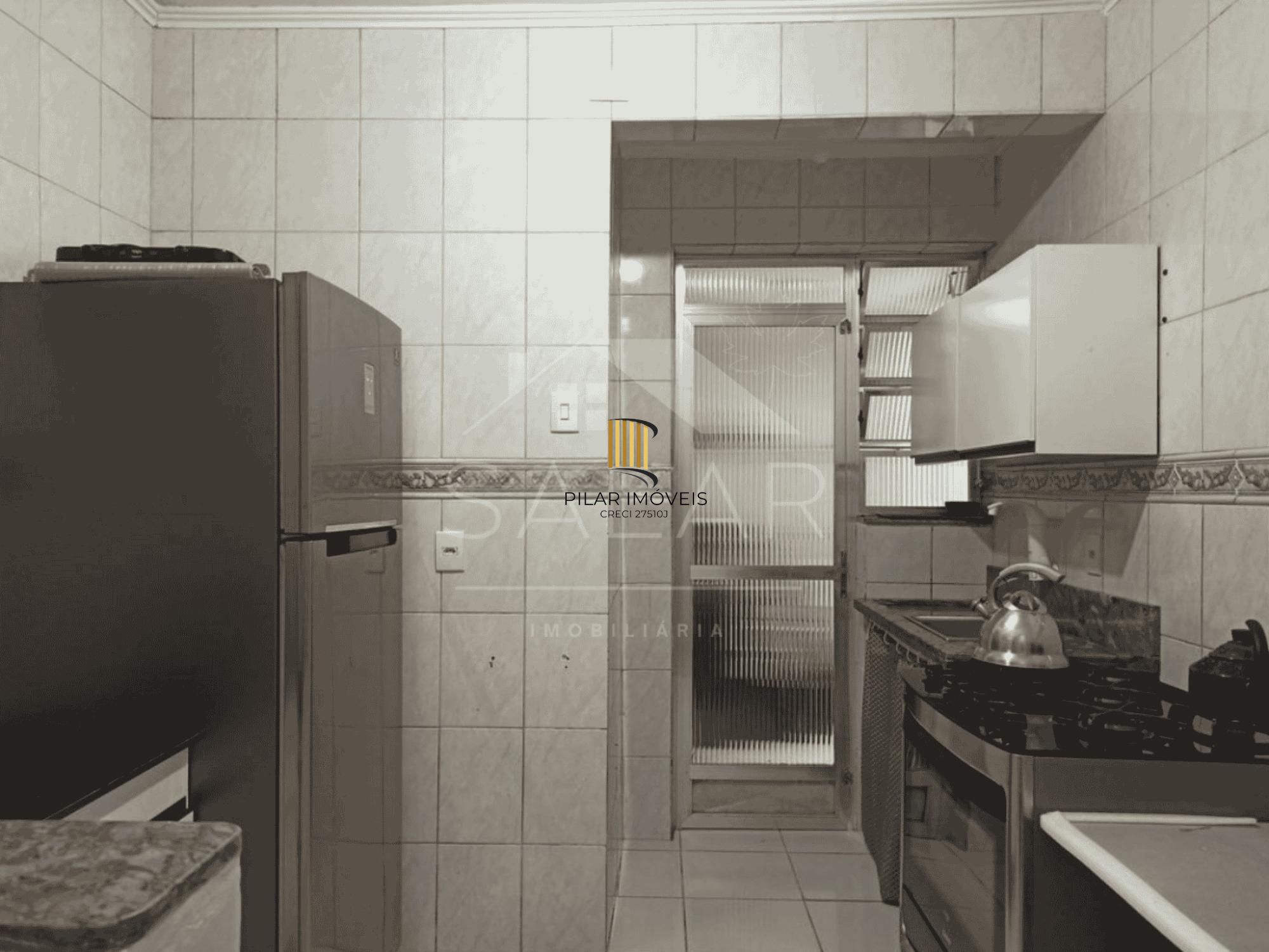 Aconchegante apartamento de 02 dormitórios no Bairro São João, Porto Alegre/RS