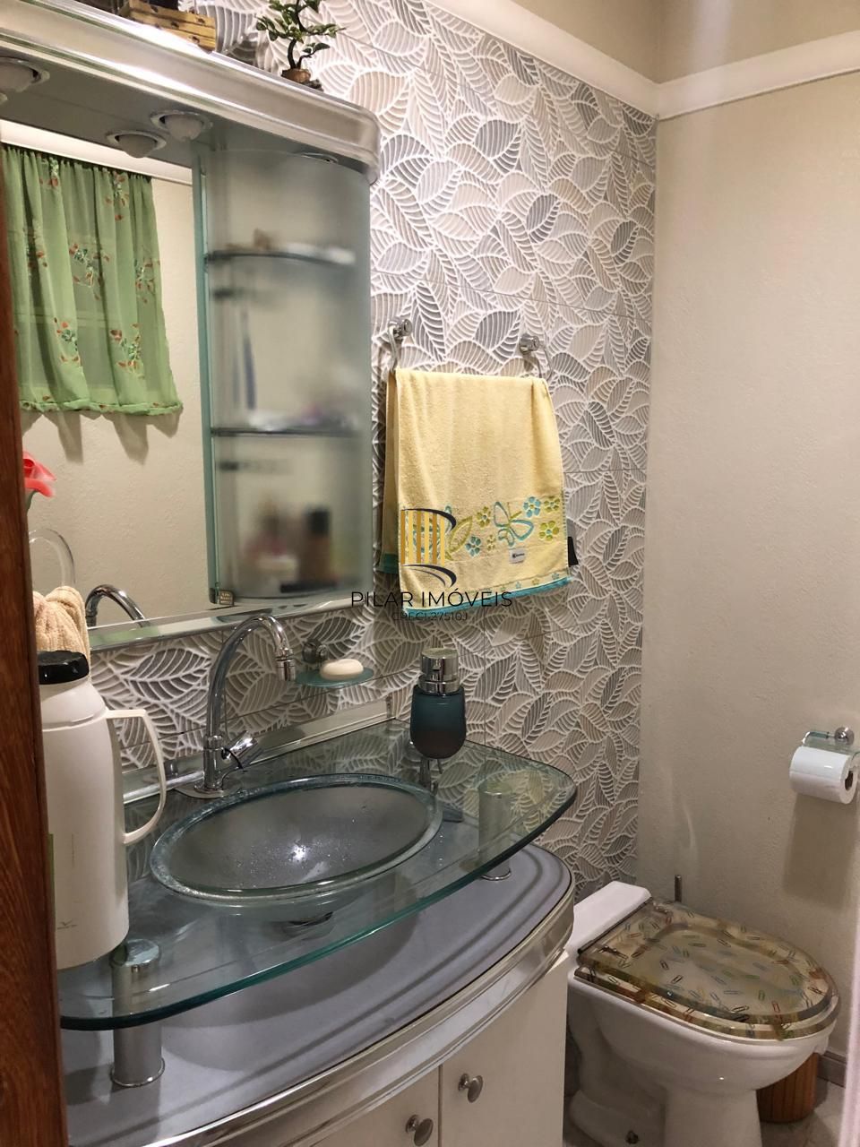 Sala Comercial no Passo da Areia com Banheiro Privativo – 30m²