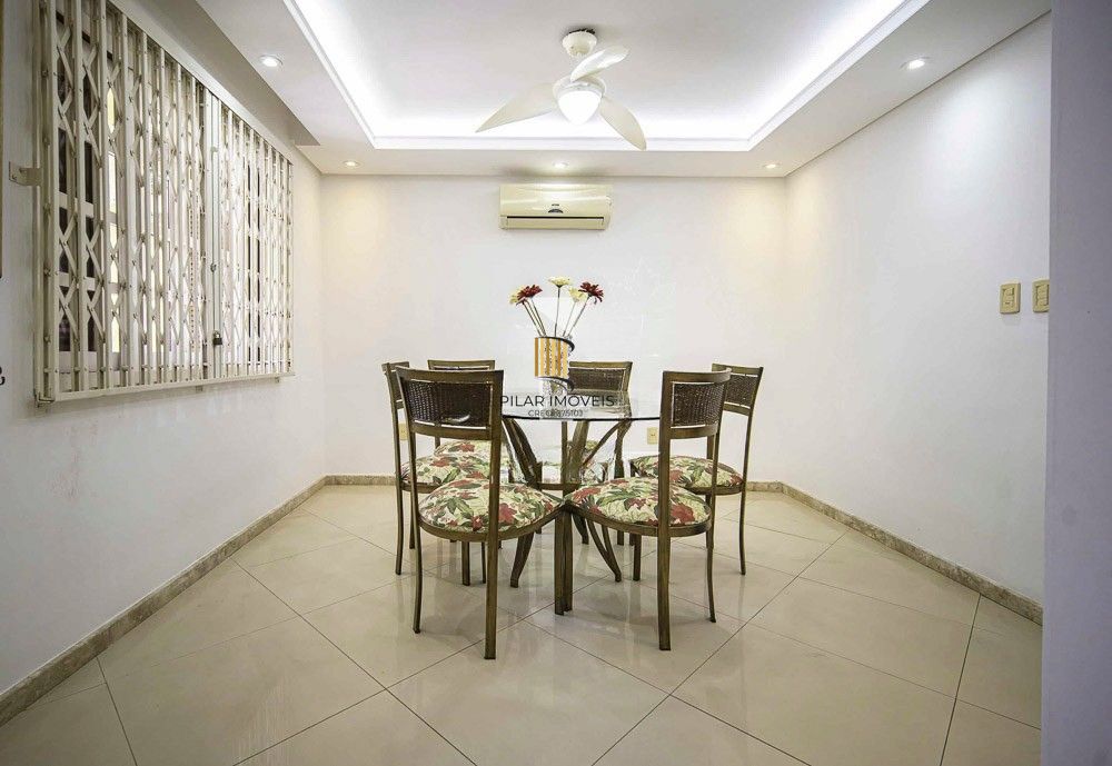 Casa com 02 pavimentos, 03 dormitórios, Bairro Intercap, Porto Alegre, Rio Grande do Sul - Pilar Imóveis