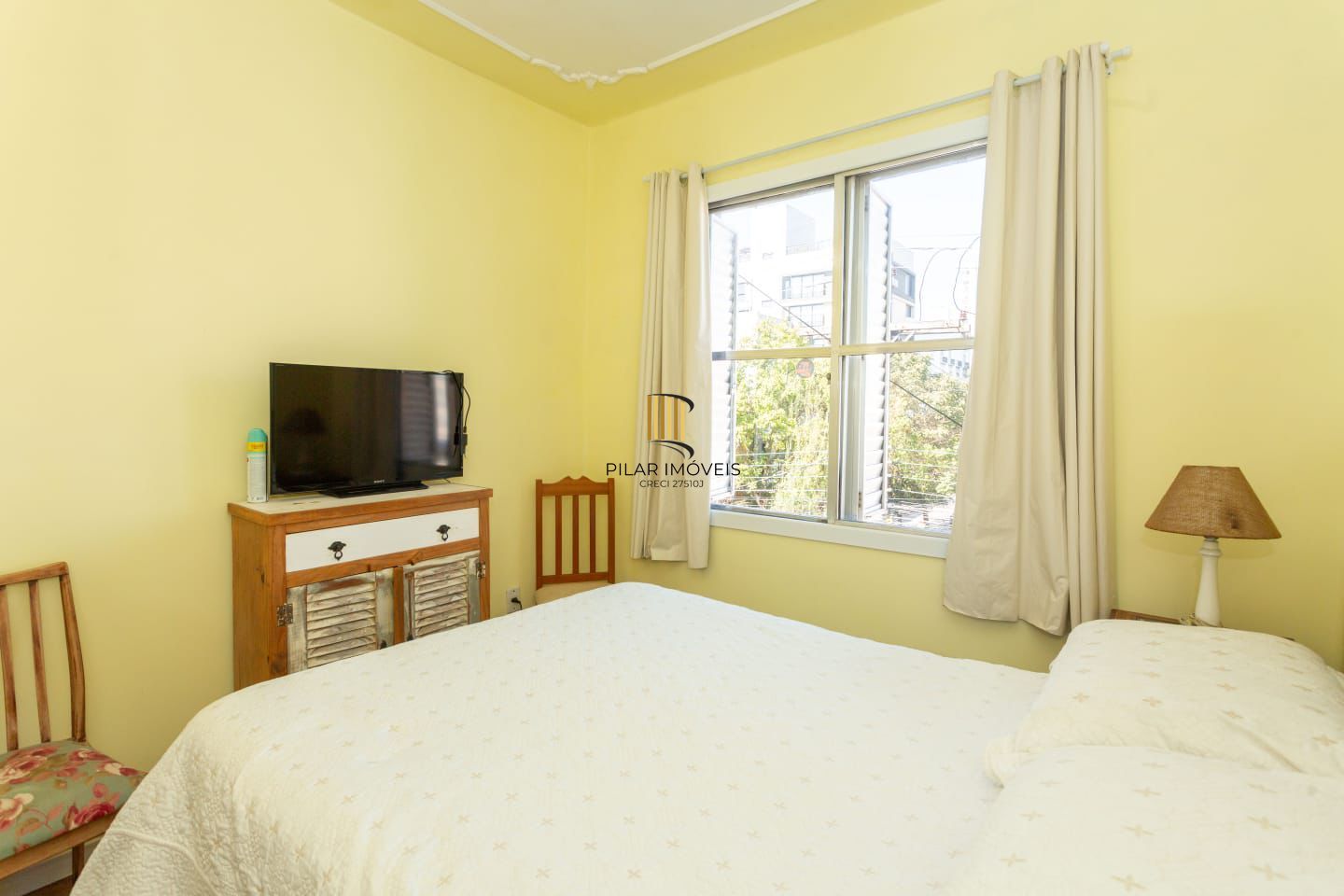 Apartamento 02 dormitórios, Bairro Menino Deus, Porto Alegre/RS