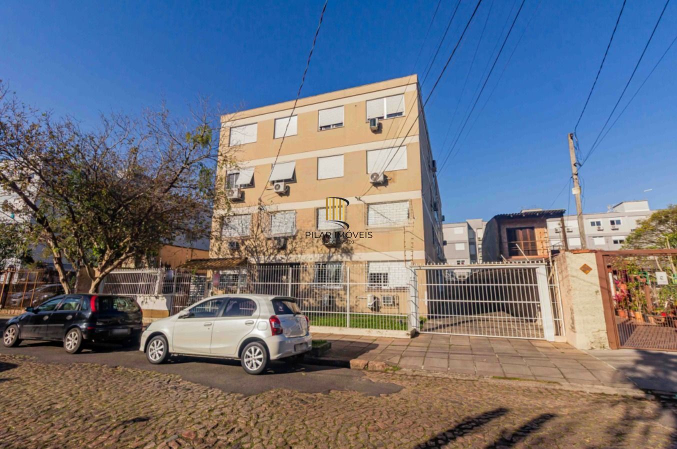 Viva com conforto e praticidade em um charmoso apartamento de 01 dormitório no Bairro Sarandi, em Porto Alegre.