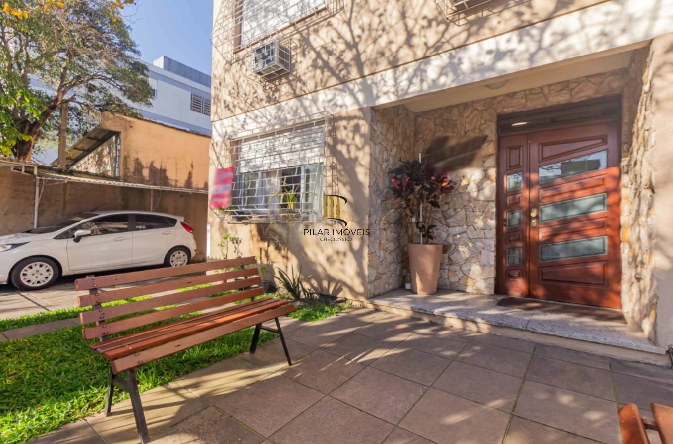 Viva com conforto e praticidade em um charmoso apartamento de 01 dormitório no Bairro Sarandi, em Porto Alegre.