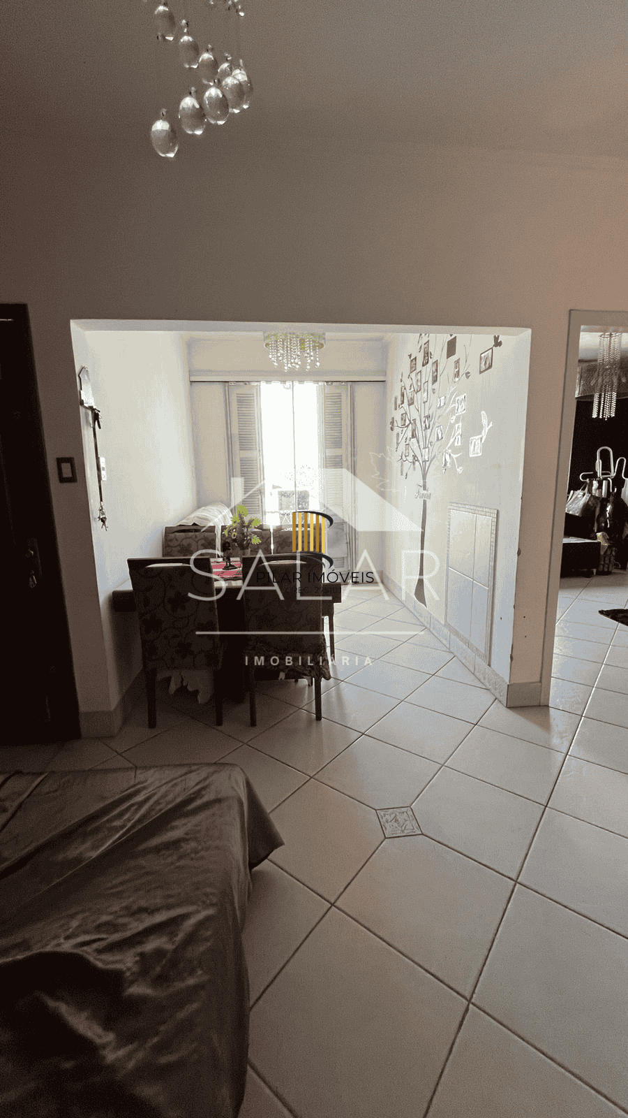 Cobertura com 03 dormitórios, Bairro Passo da Areia, Porto Alegre/RS