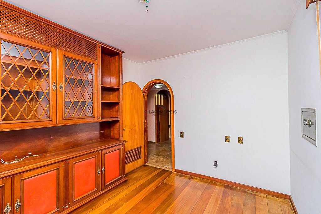 Apartamento de 02 dormitórios com estilo, Bairro Menino Deus, Porto Alegre, Rio Grande do Sul