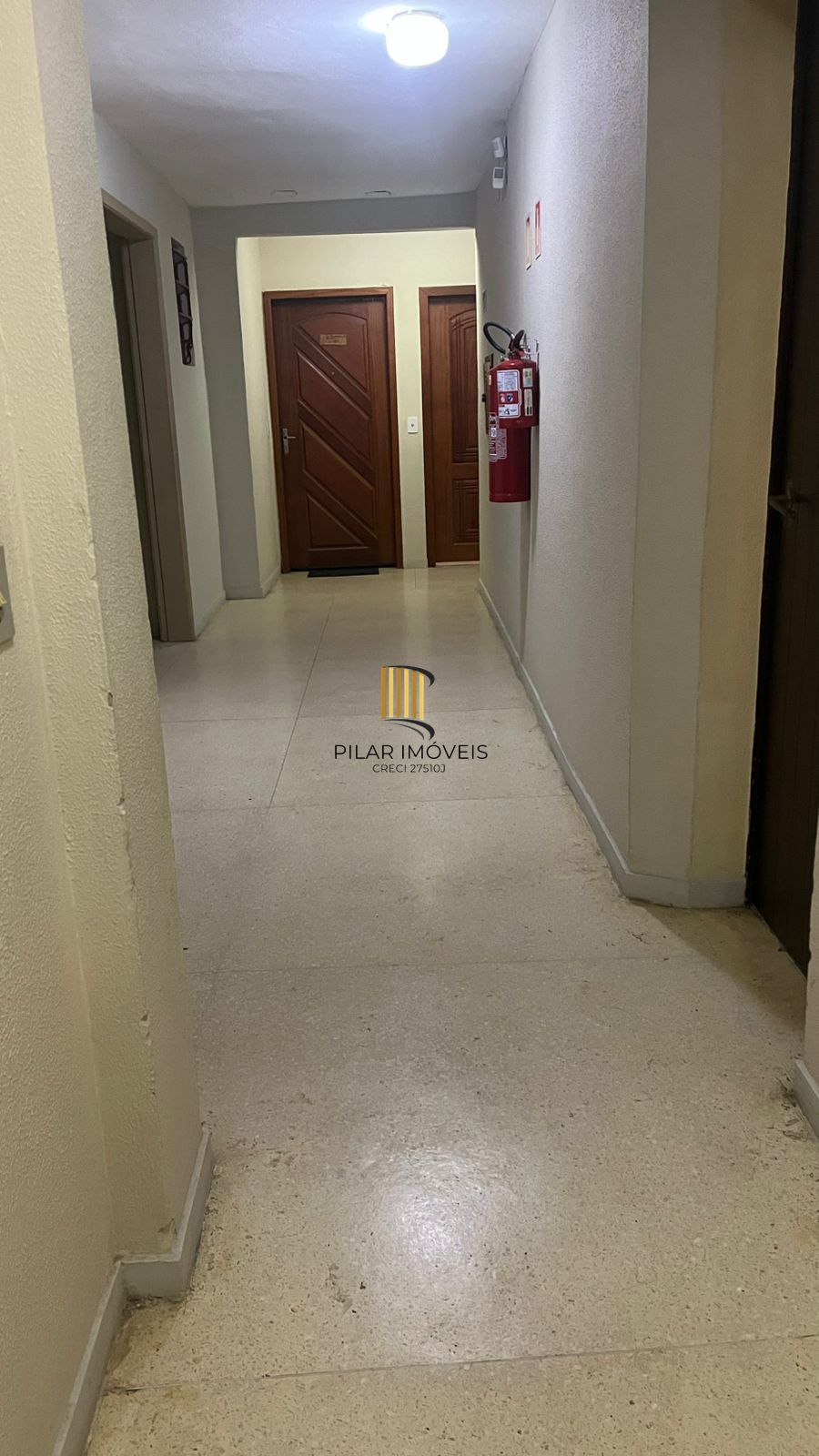 Apartamento 2 Dormitórios com 61,50m² em Condomínio com Lazer Completo e Rua Tranquila