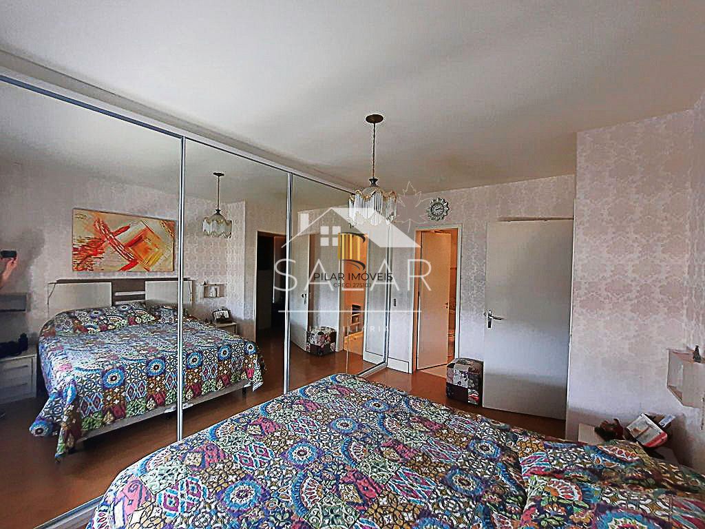 Apartamento de 02 dormitórios, no Bairro Menino Deus, Porto Alegre/RS