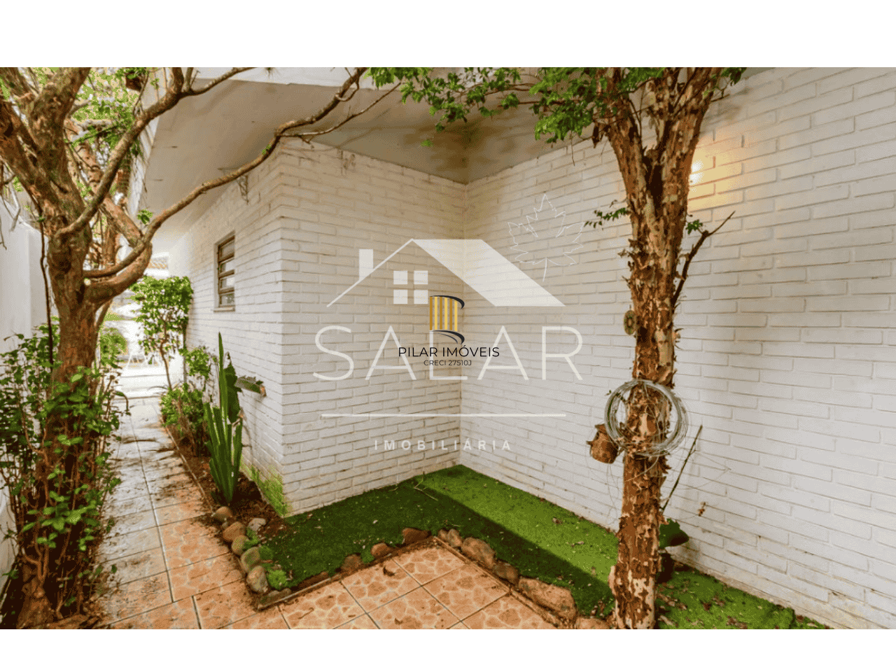 Casa em ótima localização, com 201m², Bairro Medianeira, Porto Alegre/RS