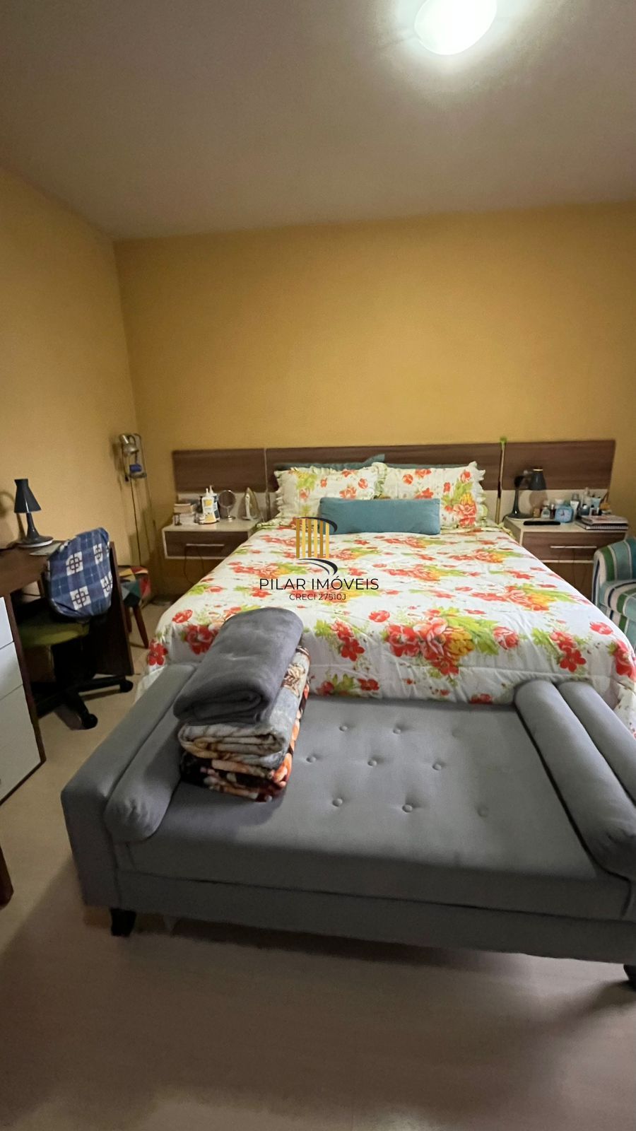 Sobrado Imponente com 4 Andares e 230m² – Garden Privativo e Lareira | R$ 1.480.000