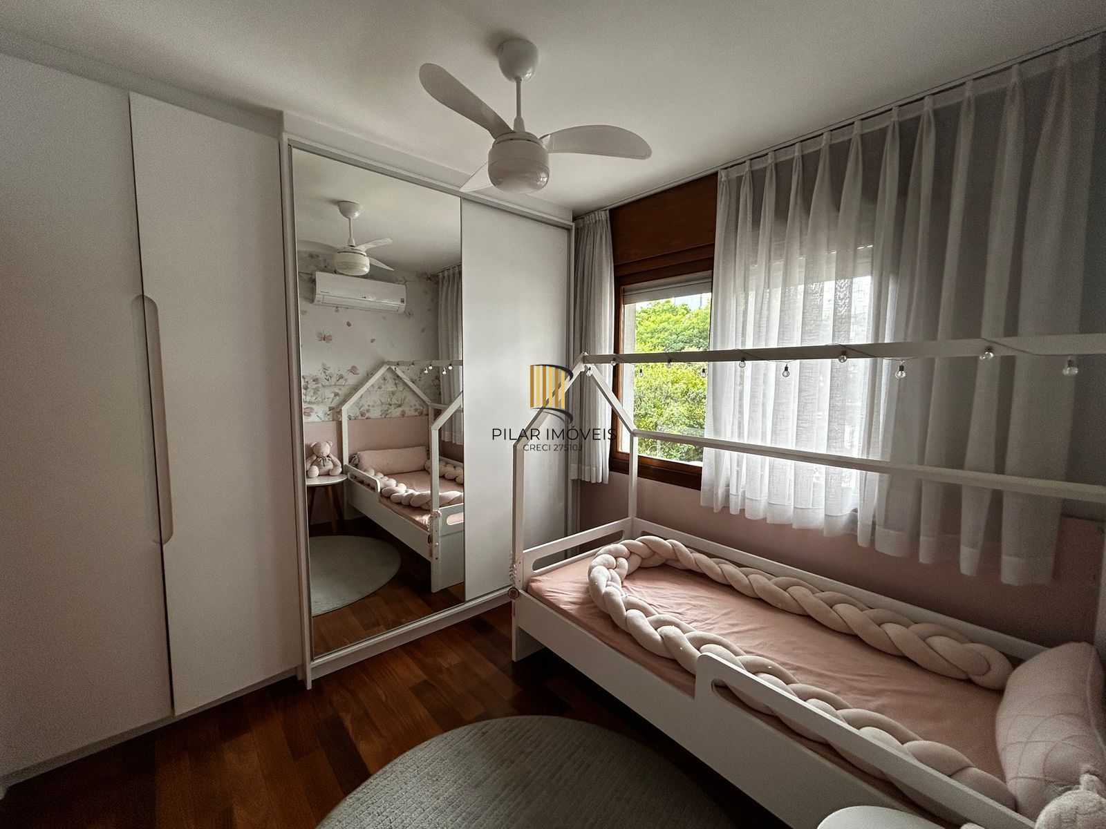 Amplo Apartamento de 183m² na Anita Garibaldi com 2 Vagas, Depósito e Projeto para Cobertura