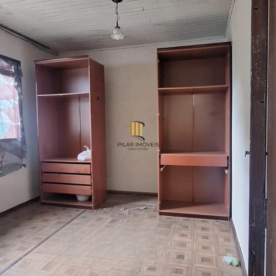 Casa com terreno de 600m², loteamento denominado Vila São Lucas, no município de Viamão/RS