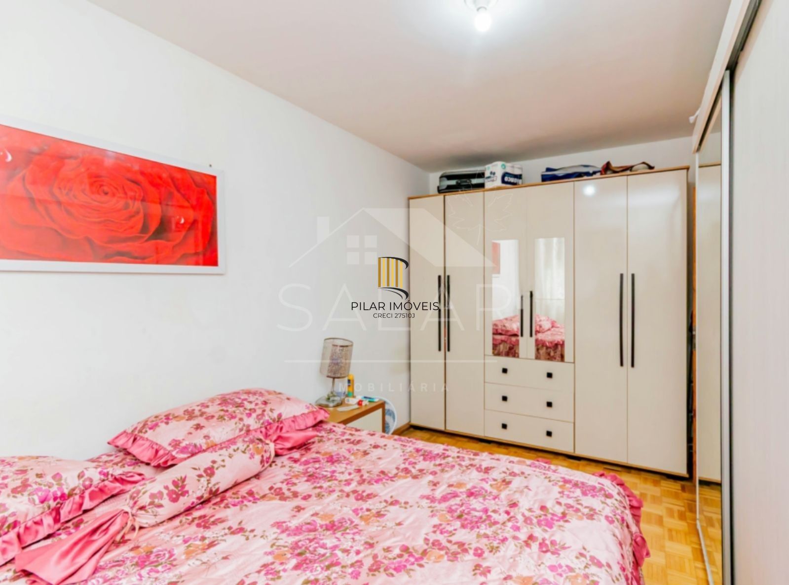 Viva com conforto e praticidade em um charmoso apartamento de 01 dormitório no Bairro Sarandi, em Porto Alegre.